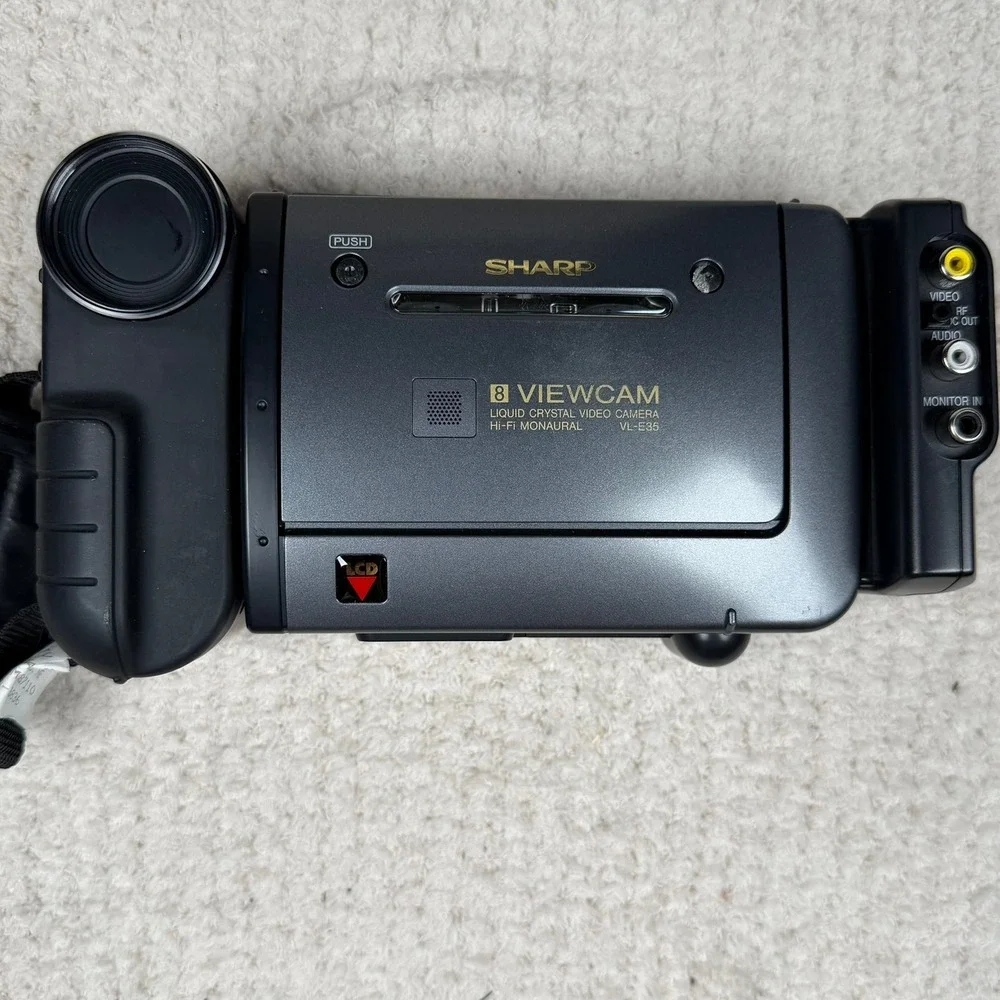 Sharp Viewcam VL-E35U 8mm LCD Camcorder Zoom 8 Hi-Fi Monaural with Box Manual